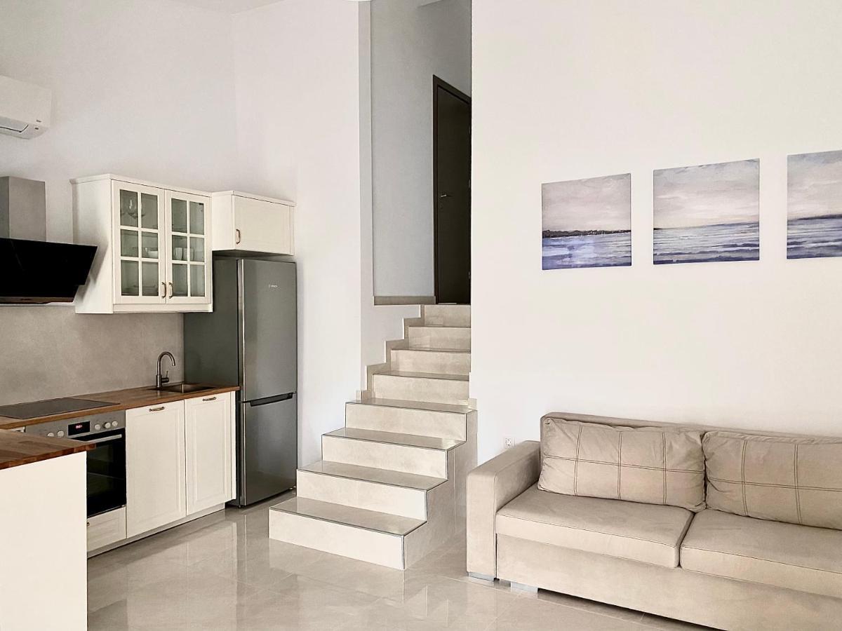 Irini Apartment Hanioti Luaran gambar